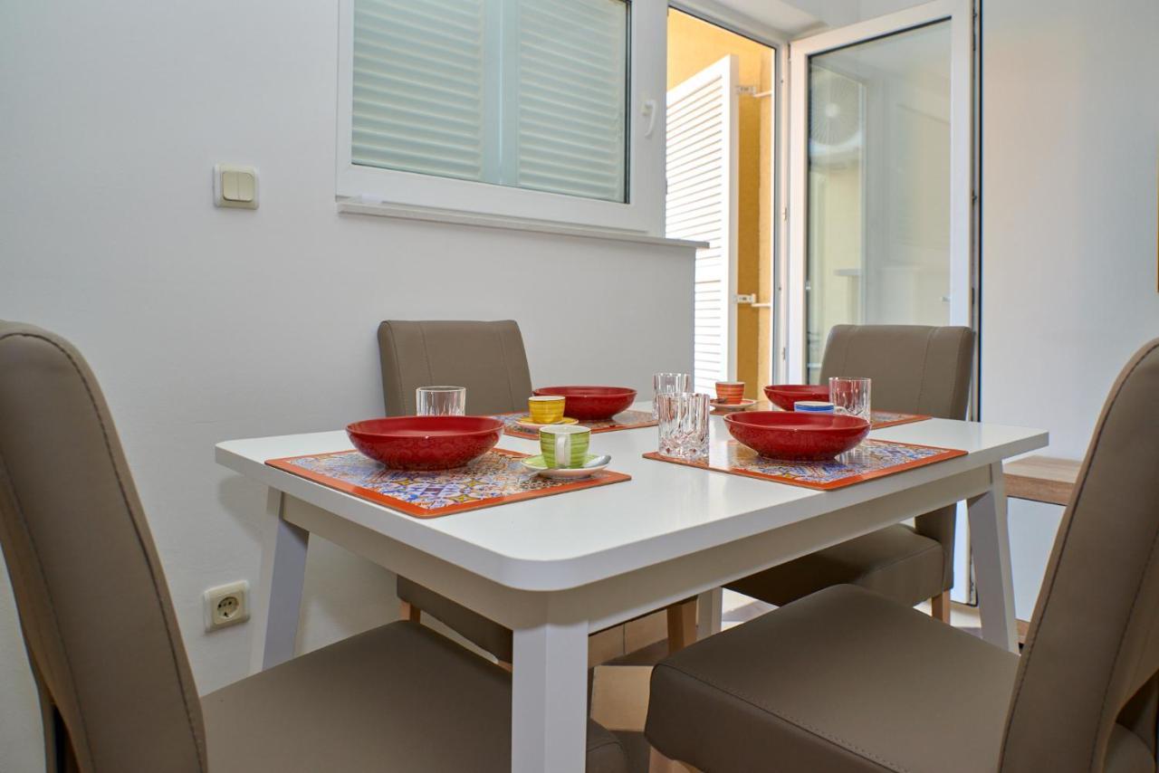 Cittanova Boutique Apartment Con Piscina Novigrad Istria 외부 사진